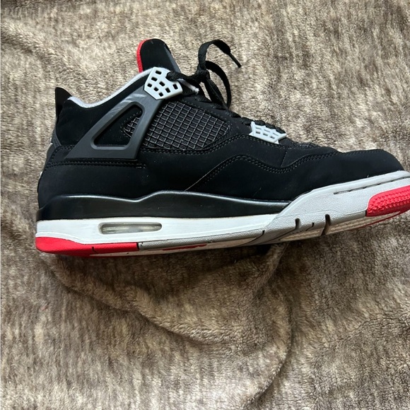 Jordan 4 bred 2019 size 9.5 main image 6